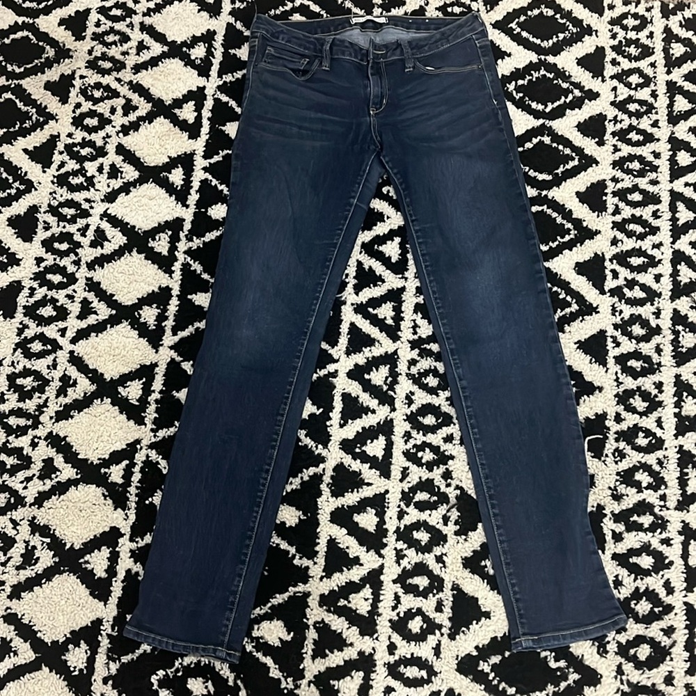 Bullhead black skinny jeans.